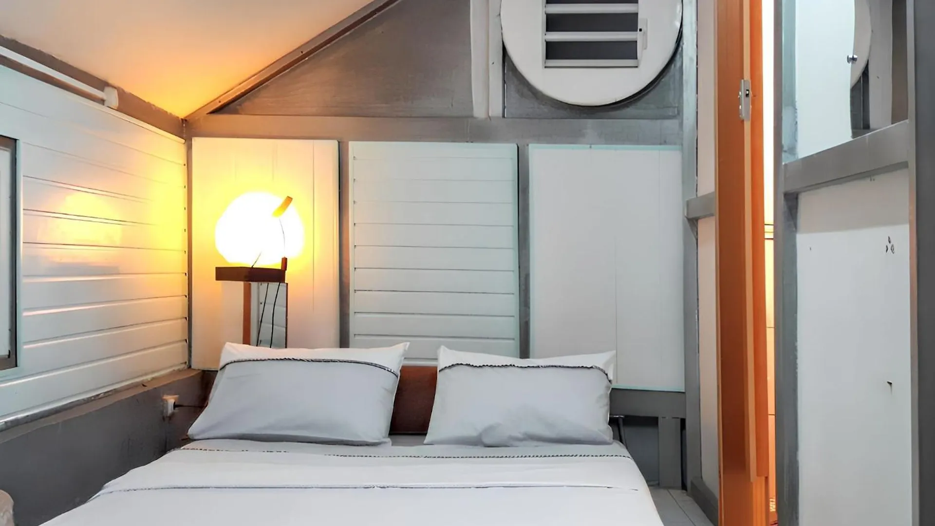 Appartement Duplex A Fort De France Avec Vue Sur La Mer 40 M² Fort-de-France